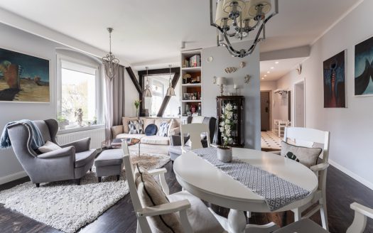 Klimatyczne mieszkanie – Gdynia Grabówek, ul. Morska